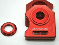 NEU Ducati M900 888 u.a. Kettenspanner Achsplatte Schwinge Schutz red