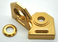 NEU Ducati M900 888 ST2 u.a. Kettenspanner Achsplatte Schwinge Schutz gold